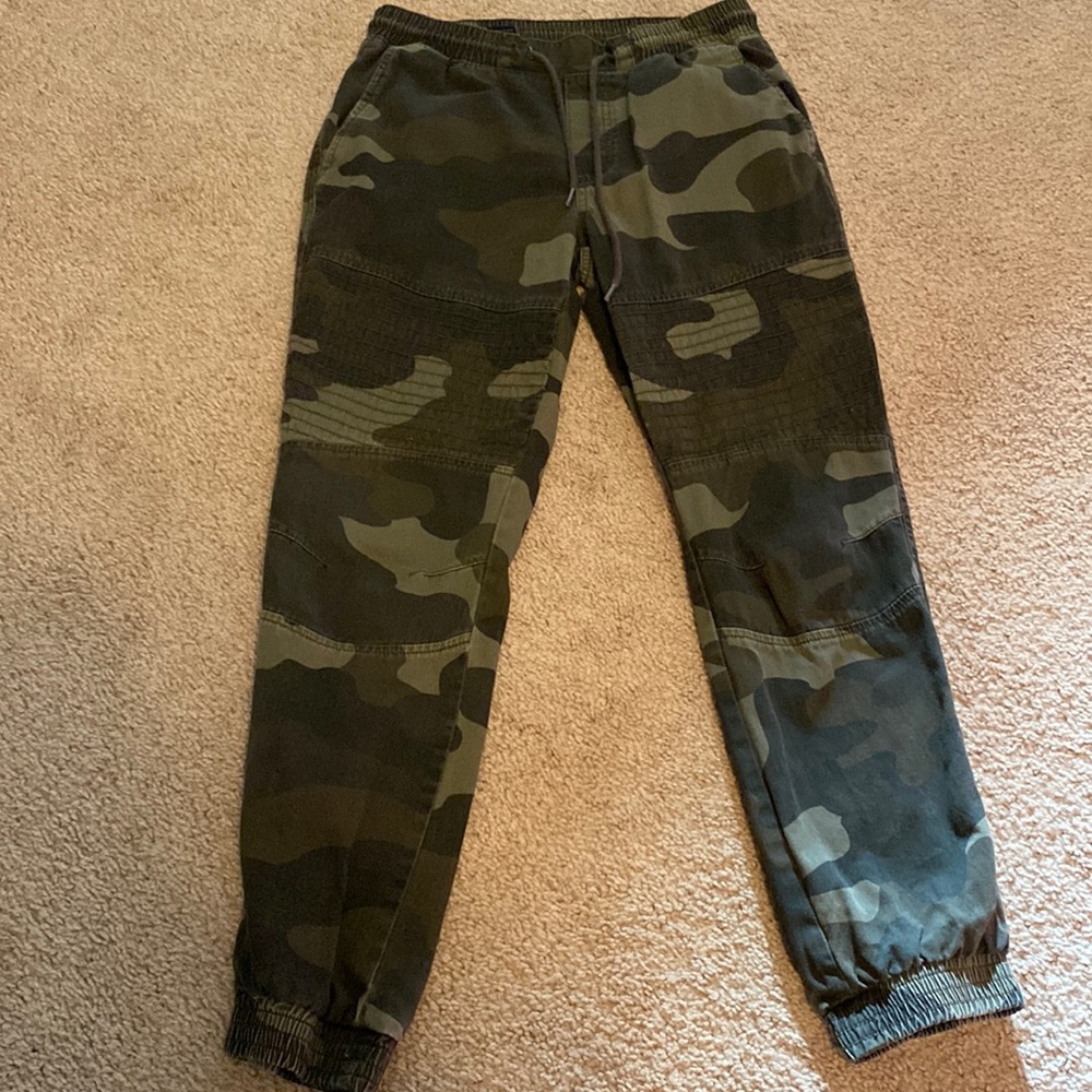 Camo pants